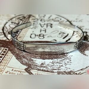 International Silver Vintage old Cuff Bracelet Never Engraved